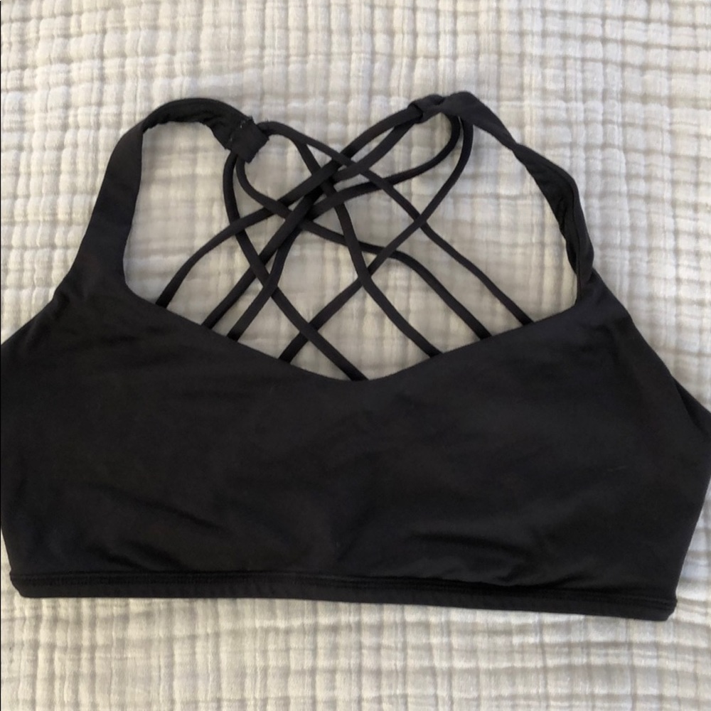 Lululemon free to be wild bra